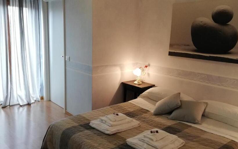 اتاق سوپریور, La Valle Dell Aquila