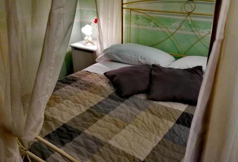 سوییت با چشمانداز باغ, La Valle Dell Aquila