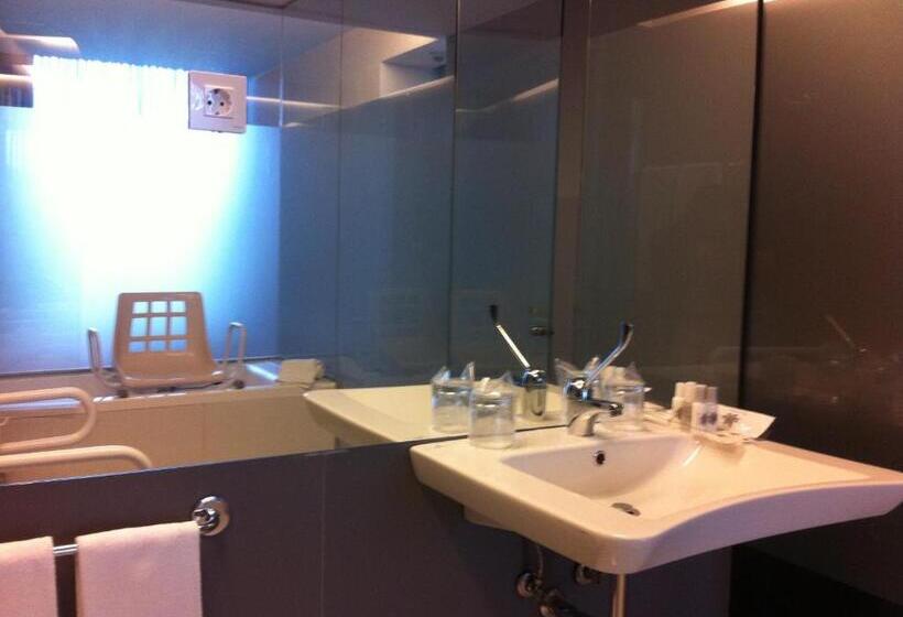 套房, Quinta De Casaldronho Wine