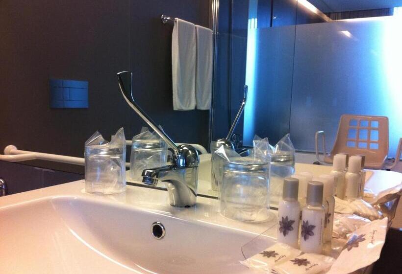 套房, Quinta De Casaldronho Wine