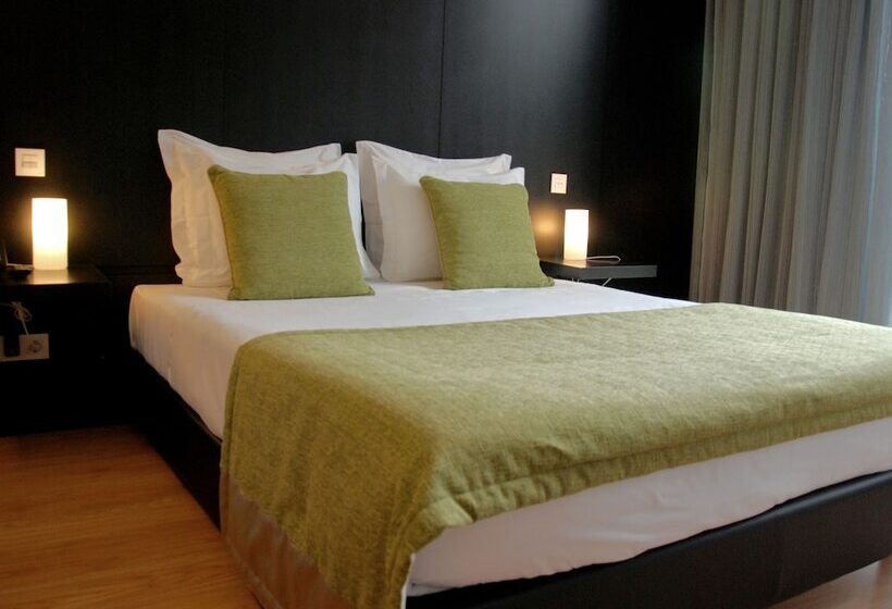 套房, Quinta De Casaldronho Wine