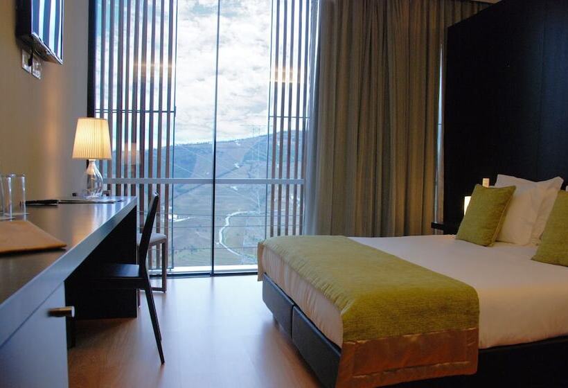 套房, Quinta De Casaldronho Wine