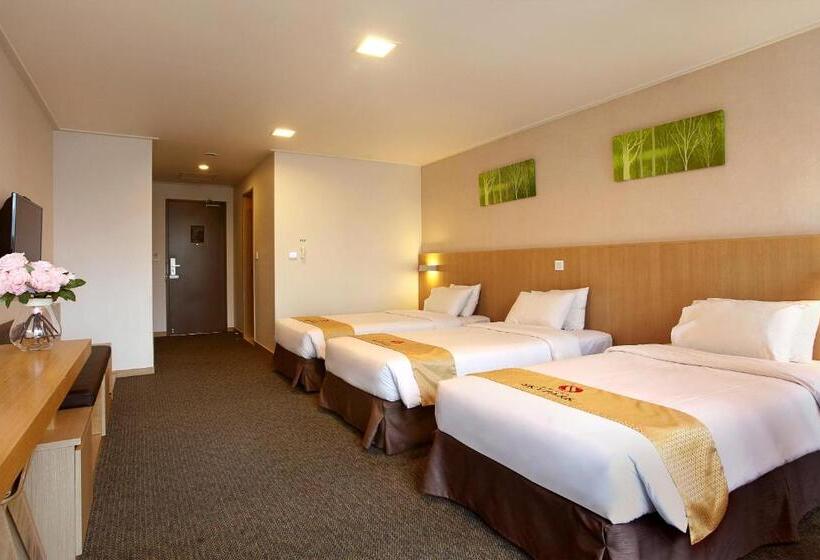 Номер Стандарт Трехместный, Skypark Jeju 1