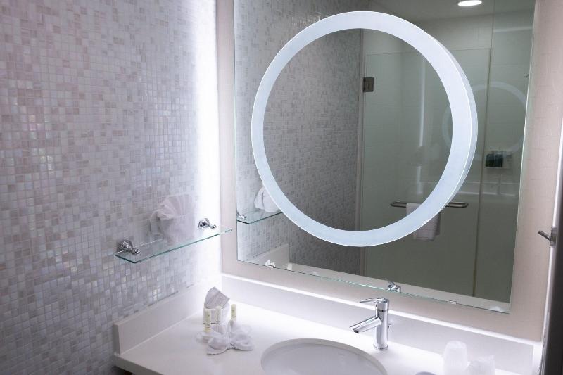 Люкс Кровать Кинг, Springhill Suites By Marriott Dallas Lewisville