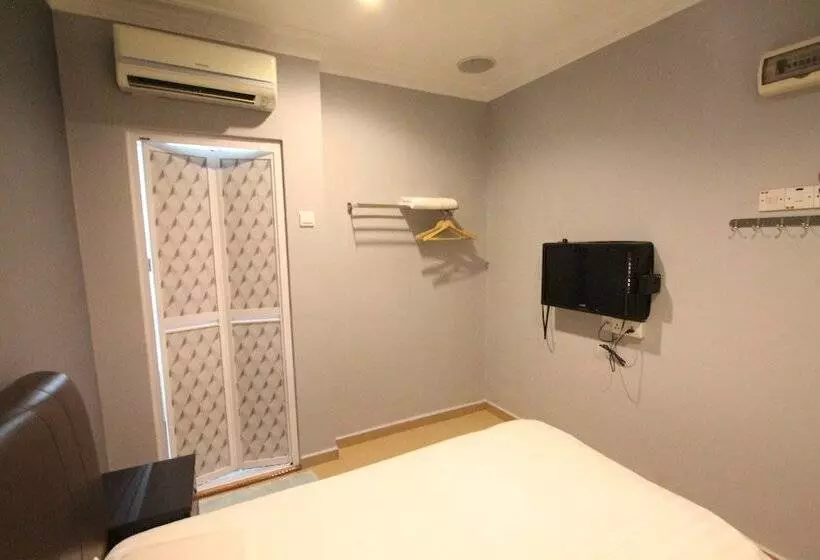 Habitació Superior Individual, Station 18