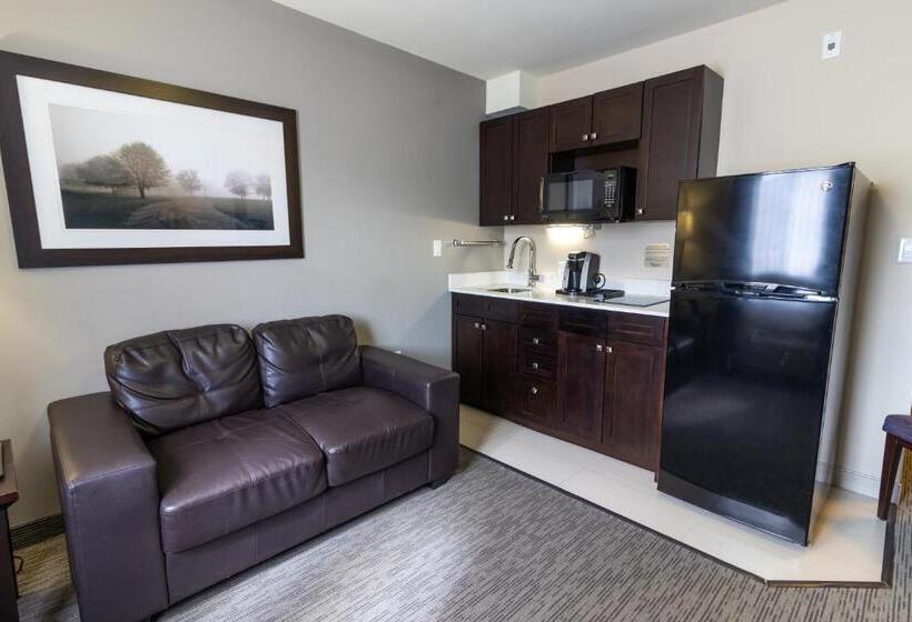 스위트, The Kanata By Bcminns Blairmore