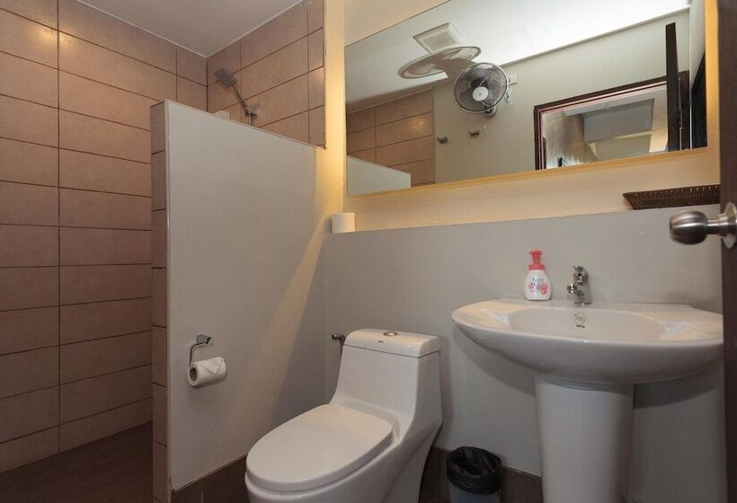 تختخواب در اتاق مشترک, Kama Bangkok   Boutique Bed & Breakfast   Hostel