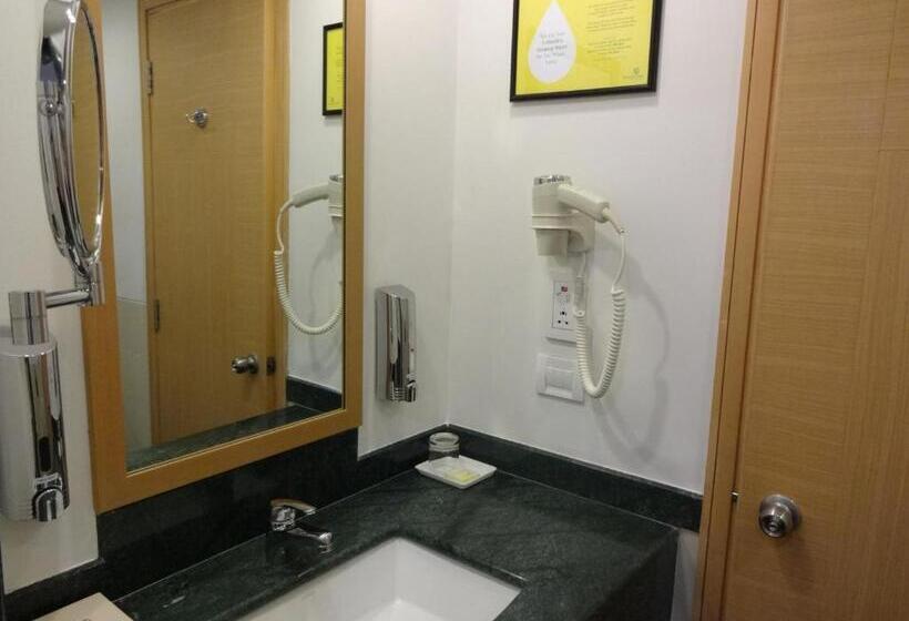 비즈니스룸, Lemon Tree Hotel, Gachibowli, Hyderabad