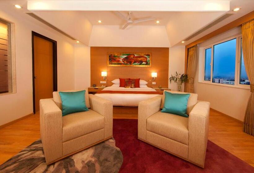이그제큐티브 스위트, Lemon Tree Hotel, Gachibowli, Hyderabad