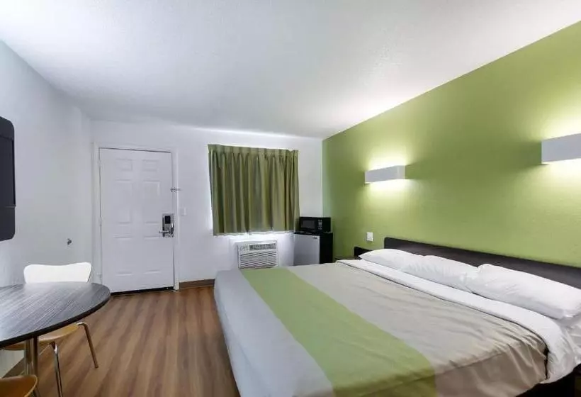 キングサイズベッドのデラックスルーム, Motel 6charles Town, Wv