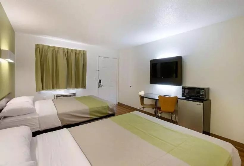デラックスの４人部屋, Motel 6charles Town, Wv