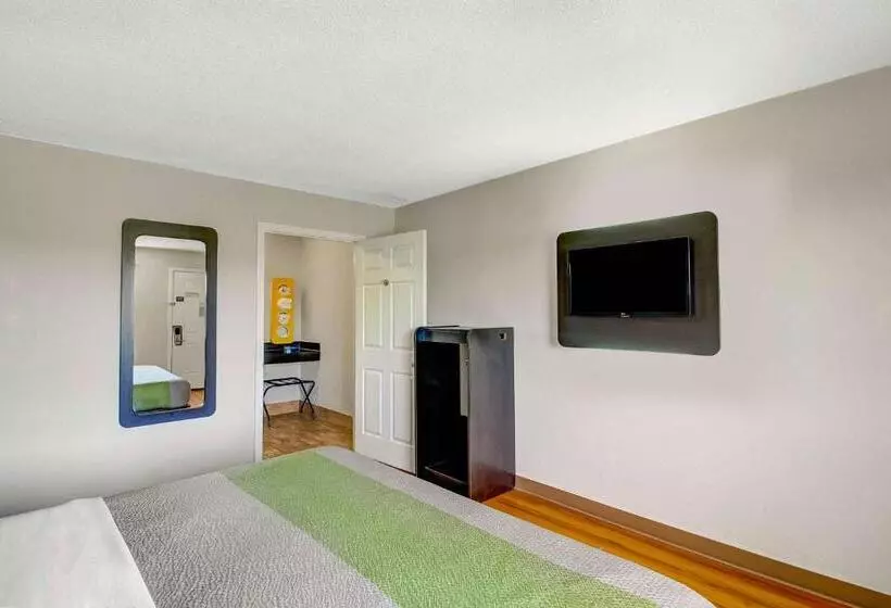身障者適用キングサイズベッドルーム, Motel 6charles Town, Wv