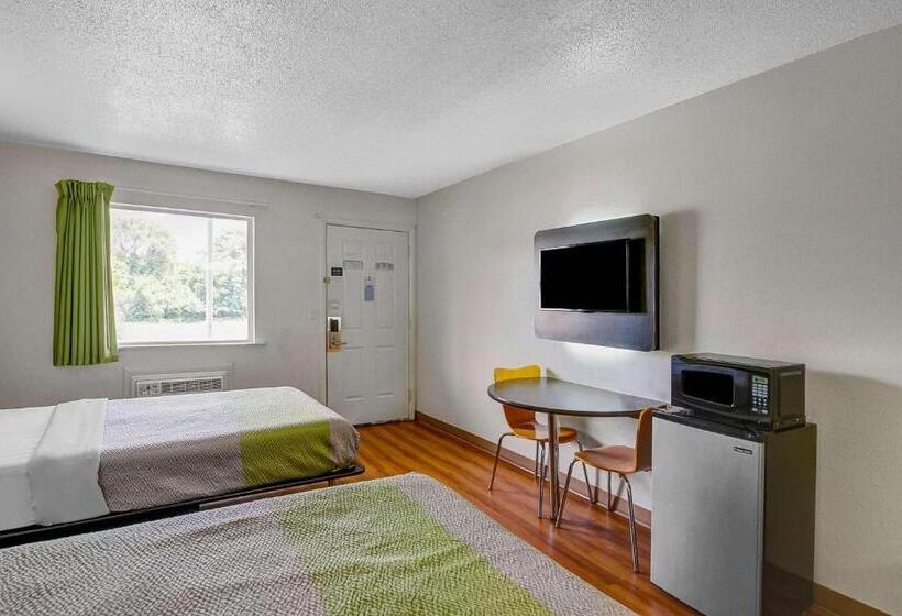 Четырехместный Номер Стандарт, Motel 6charles Town, Wv