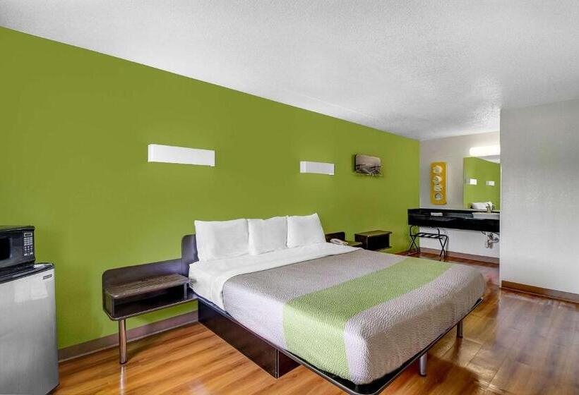 Номер Deluxe Кровать Кинг, Motel 6charles Town, Wv