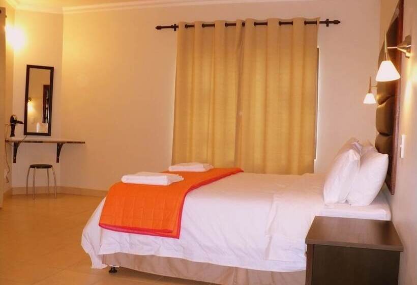 شقة غرفتين نوم مزودة بشُرفة, Palm Valley Inn And Day Spa