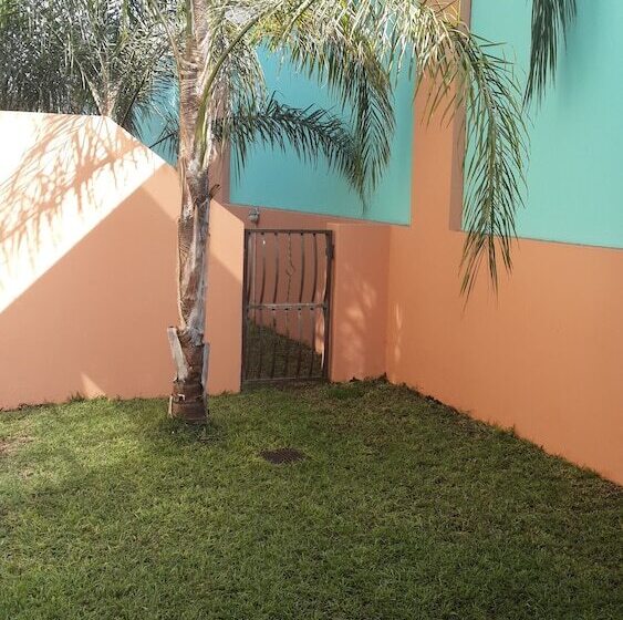 شقة عائلية, Palm Valley Inn And Day Spa