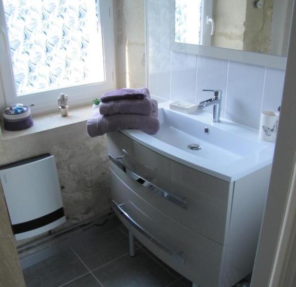 Standard room with outdoor bath, Au Gré De Laloire