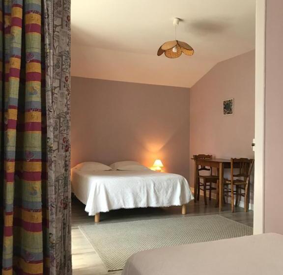 스탠다드 트리플 룸 가든 전망, Chez Sylvie Et Thierry