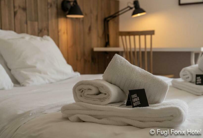 غرفة قياسية, Fugl Fønix