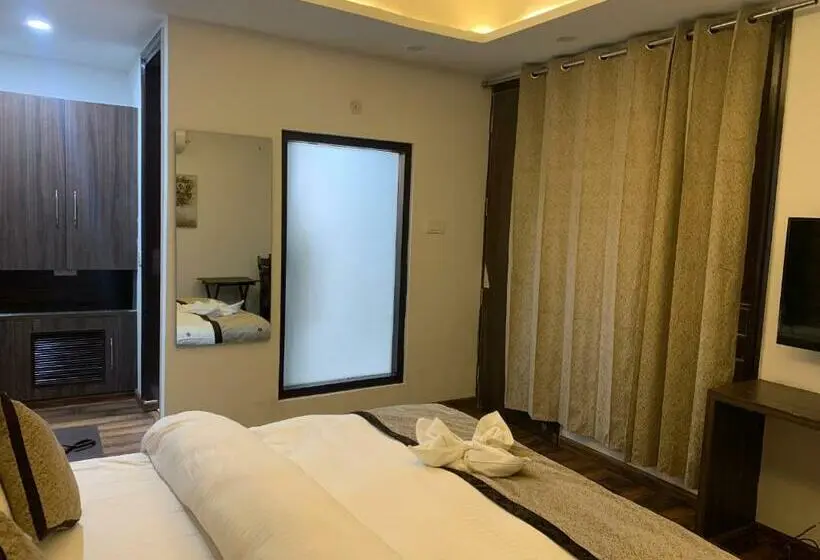 バルコニー付きデラックスルーム, City Choice Inn