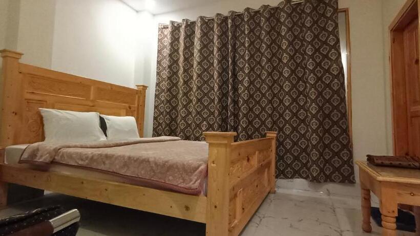 اتاق لوکس, Pearl Continental Hotel Malam Jabba