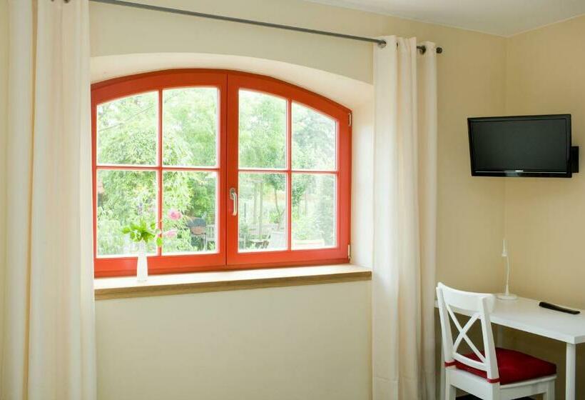 Номер Стандарт, Kulturgasthof Alte Reederei