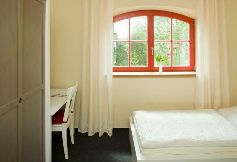 Номер Стандарт, Kulturgasthof Alte Reederei