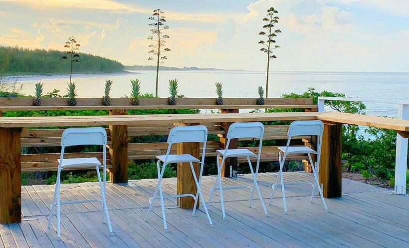 استودیوی استاندارد با چشم‌انداز دریا, Mika S Resort