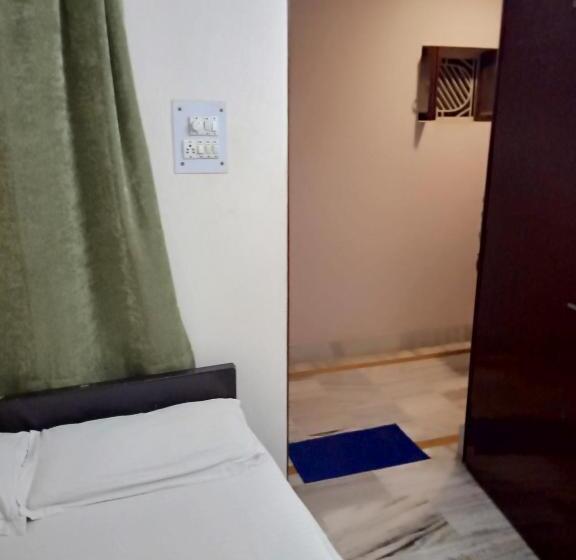 Quarto Economy Individual, Alka