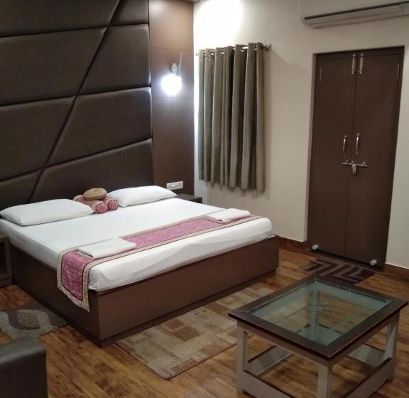 Quarto Premium, Alka