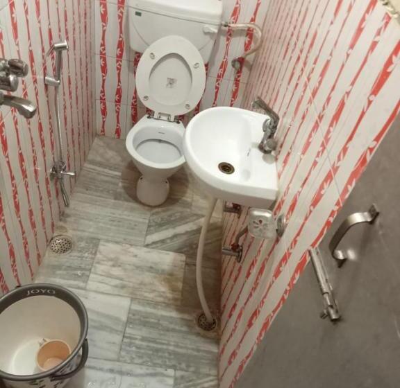 اتاق اکونومی یک تخته, Alka