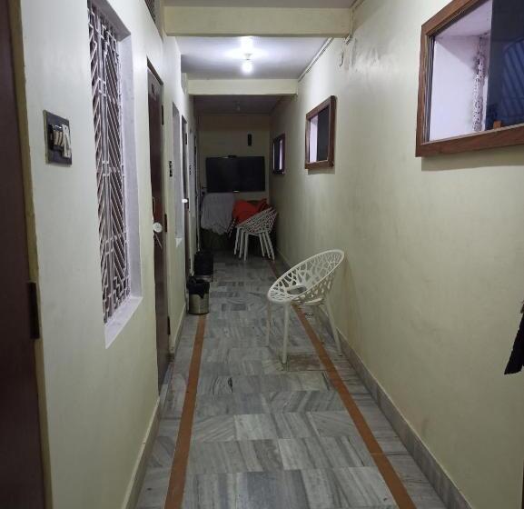 Quarto Economy Individual, Alka