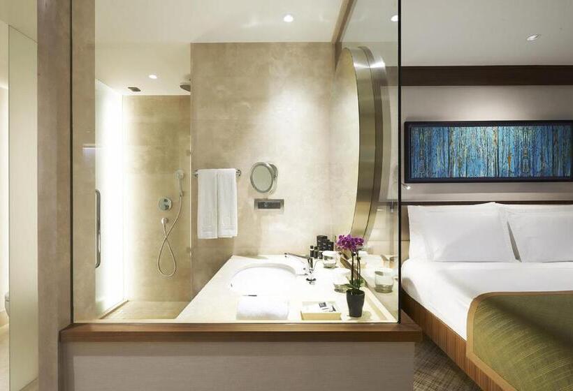 غرفة سوبيريور سرير كينج, Divan Adana