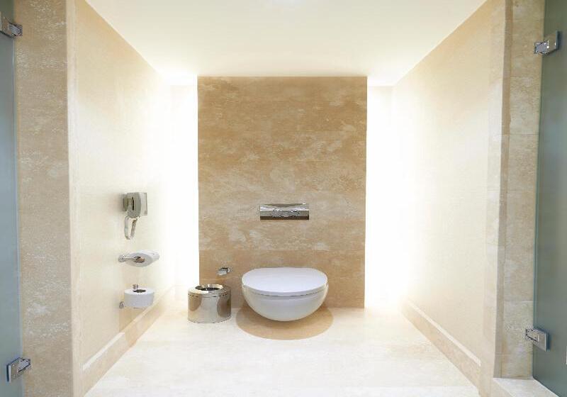 غرفة سوبيريور, Divan Adana