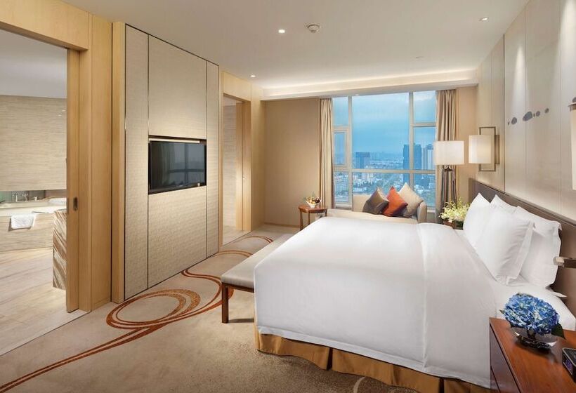 Люкс Премиум, Doubletree By Hilton Hotel Qingdao   Jimo