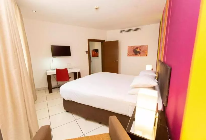 اتاق استاندارد, Ibis Styles Accra Airport