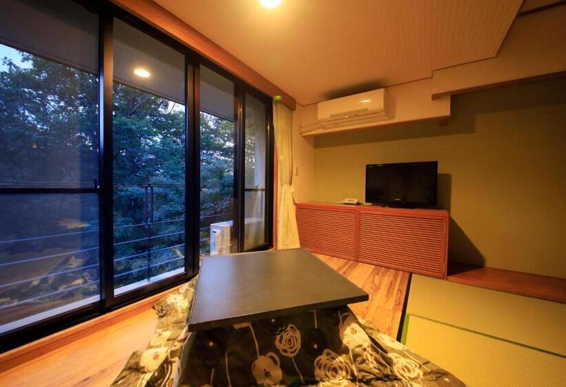 غرفة قياسية, Shikisai