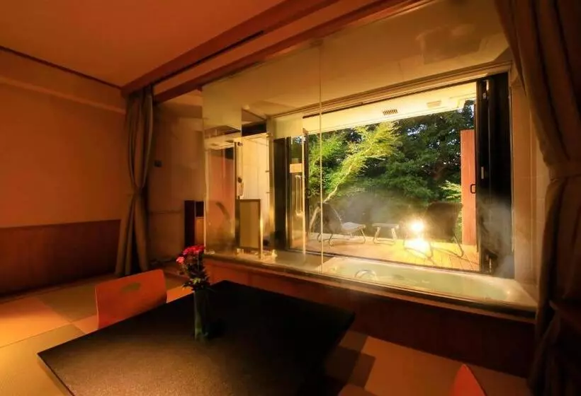 スーペリアールーム, Shikisai