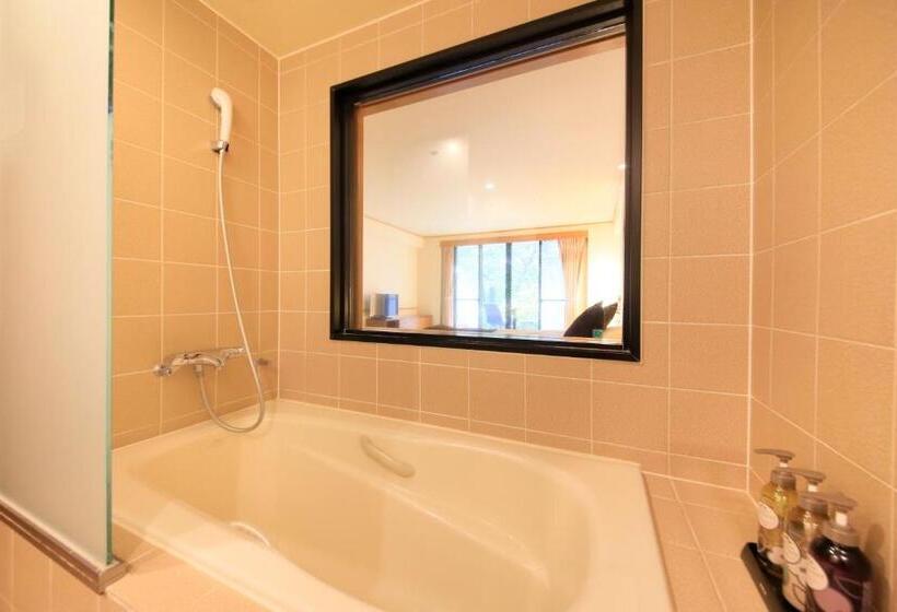 חדר סופריור, Shikisai