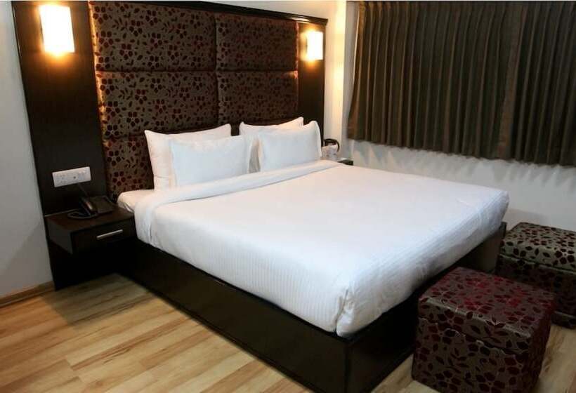 디럭스 룸, Pacific