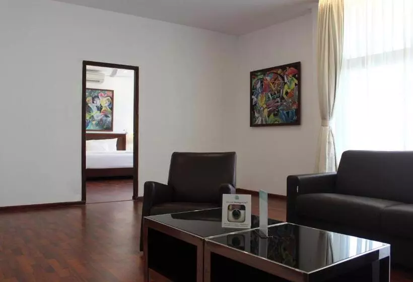 スイート, Ragamaya Resort & Spa Munnar
