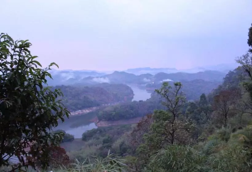 スイート, Ragamaya Resort & Spa Munnar