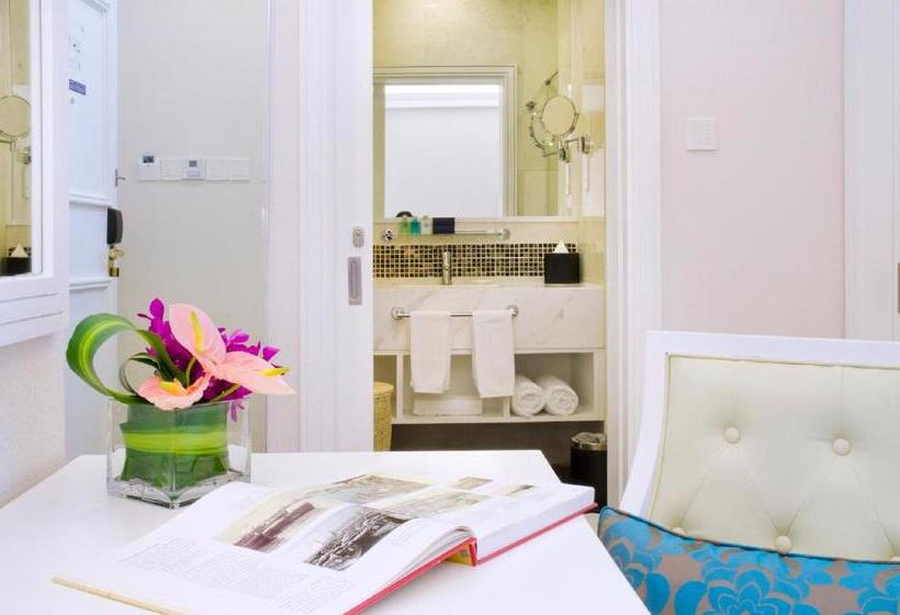 标准工作室, Royale Chulan Penang