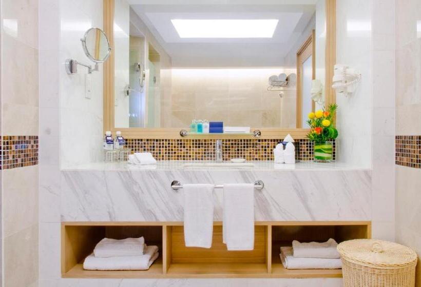 豪华套房, Royale Chulan Penang