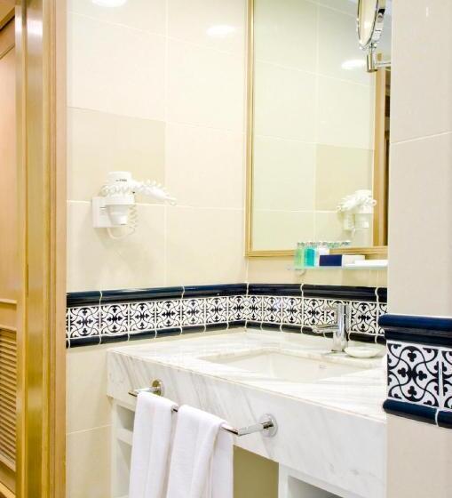 家庭间, Royale Chulan Penang