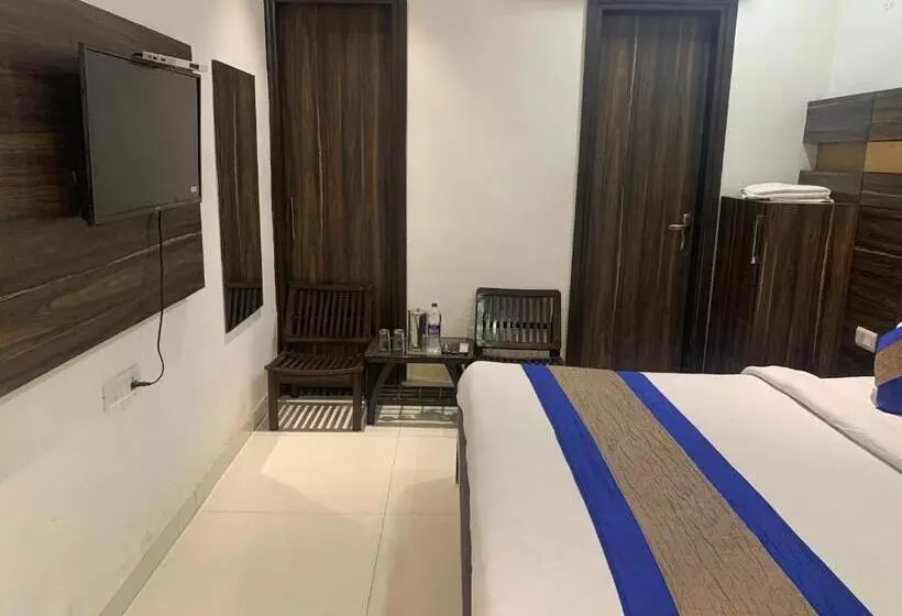 Chambre Triple Deluxe, Sb Residency