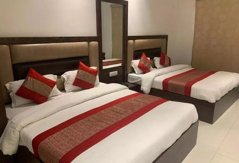 Chambre Familiale, Sb Residency