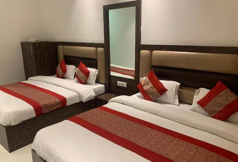 ファミリールーム, Sb Residency