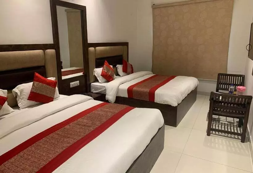 Chambre Familiale, Sb Residency