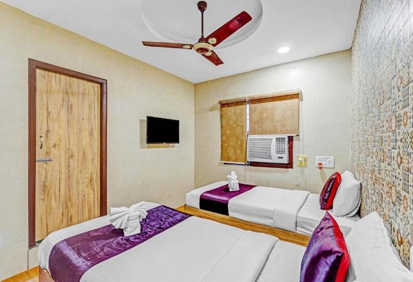 Номер Deluxe, Season 4 Residences   Teynampet Near Apollo Hospital ,balaji Dental, Us Consulate